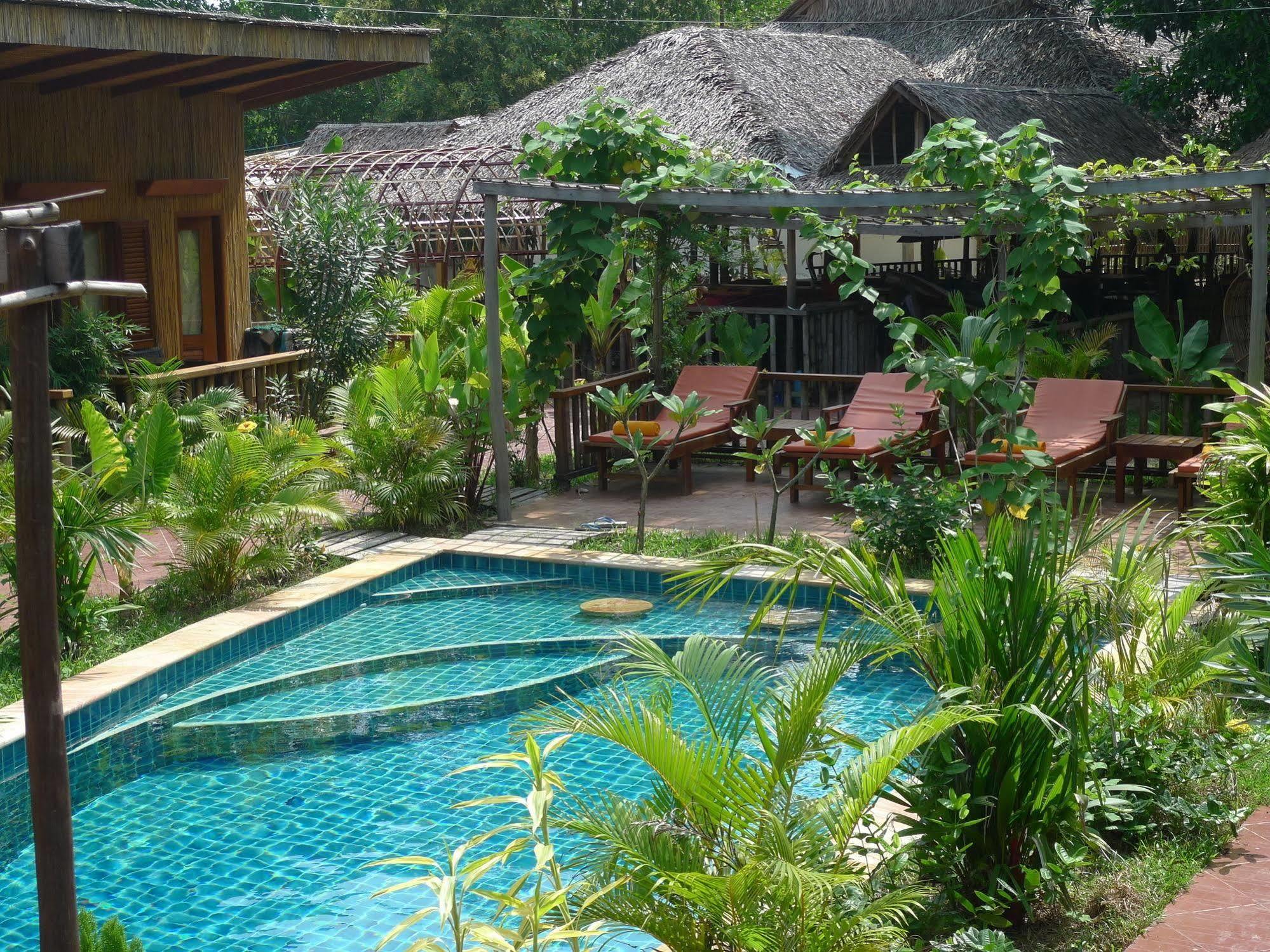 Sok Sabay Resort Sihanoukville Esterno foto
